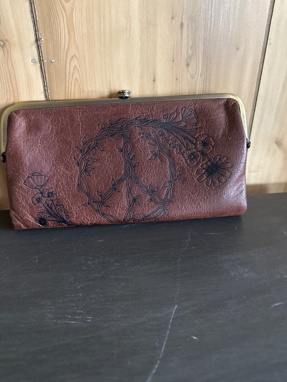 HOBO Peace Clutch Leather wallet, brown leather